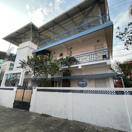 Segundo Home Kochi Bagian luar foto