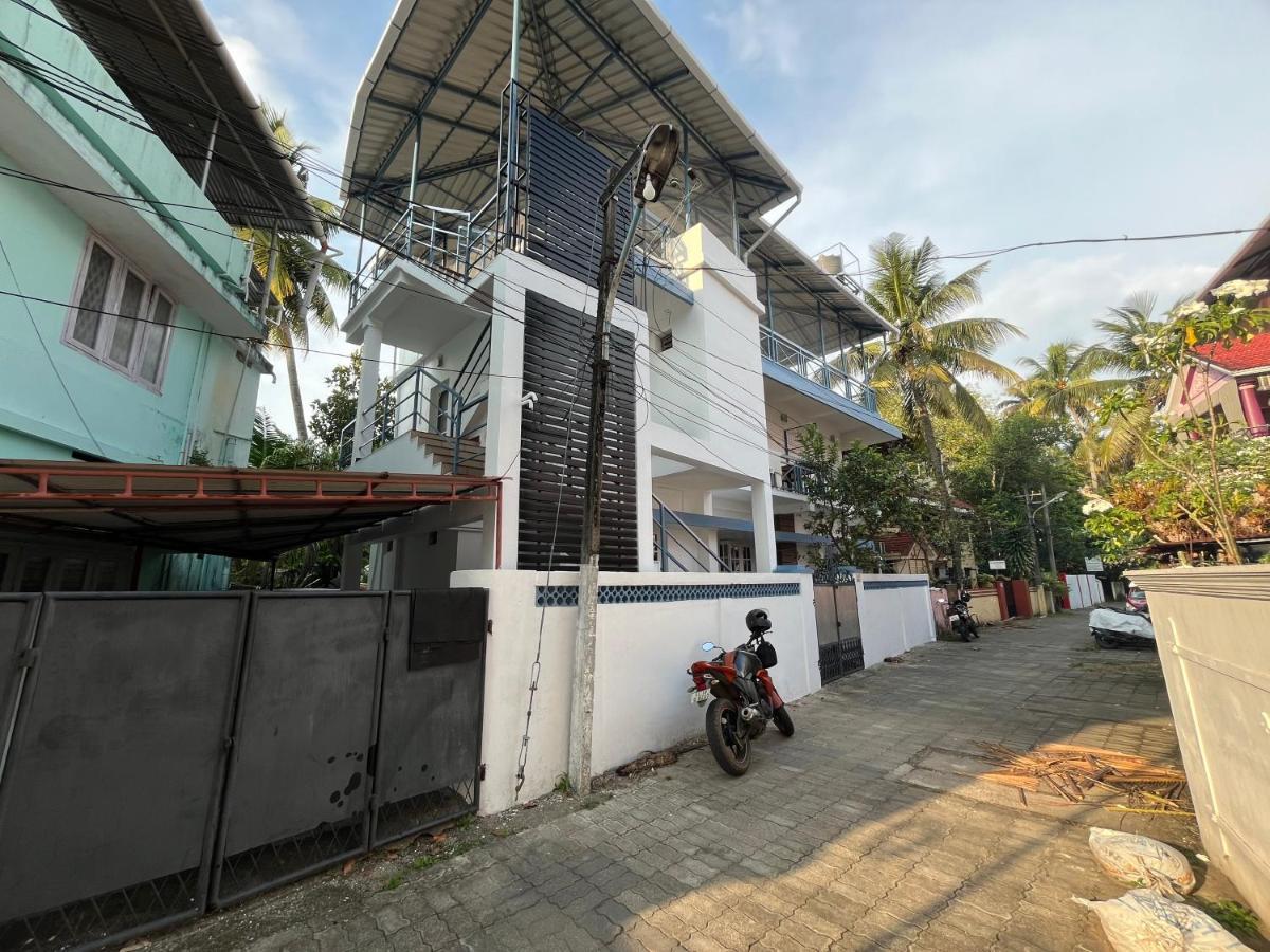 Segundo Home Kochi Bagian luar foto