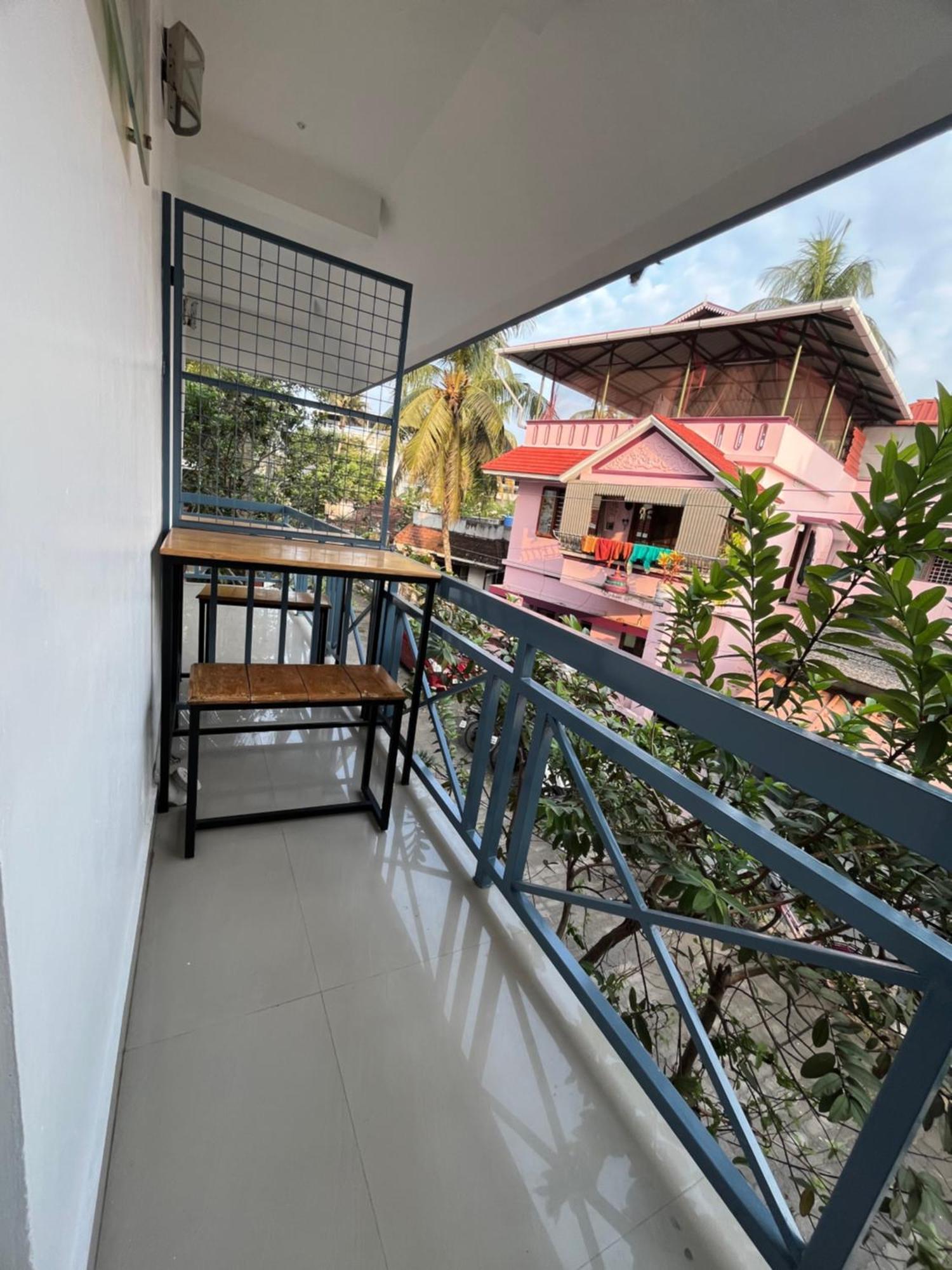 Segundo Home Kochi Bagian luar foto